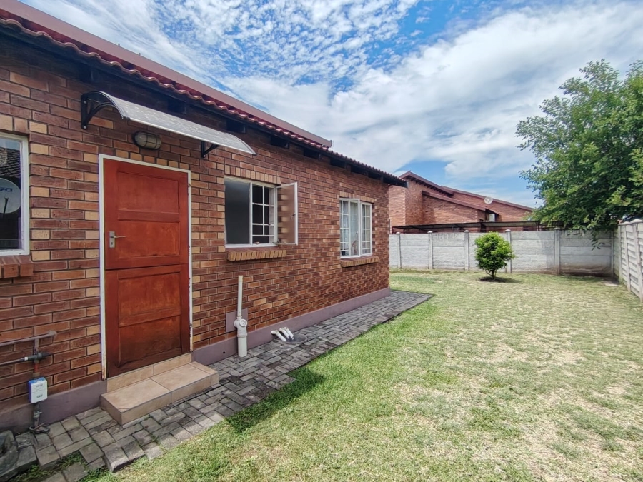 3 Bedroom Property for Sale in Waterval East North West